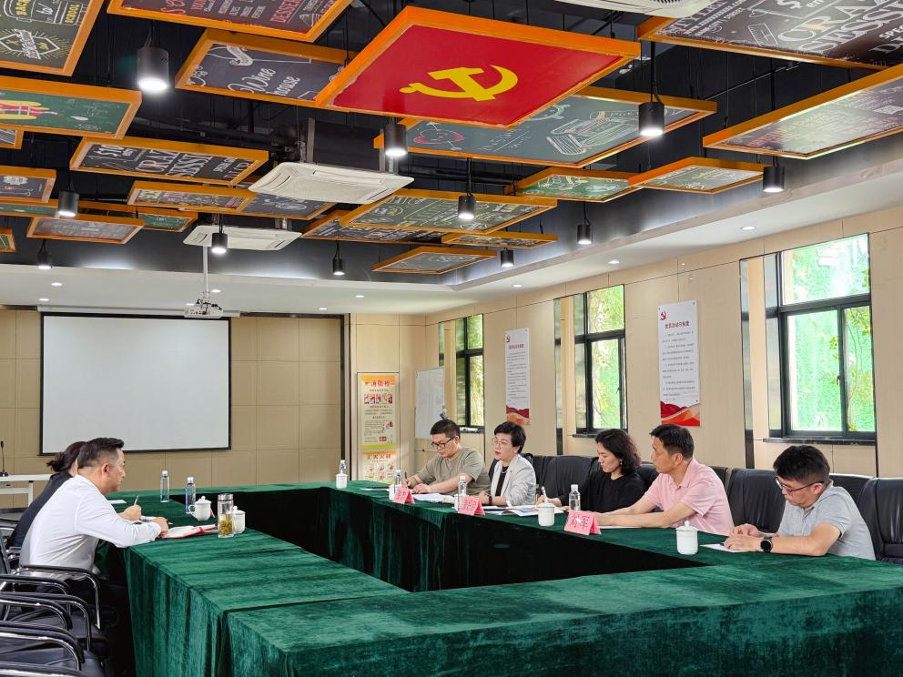 庐阳区委副书记张好启莅临庐阳建华文创园调研指导