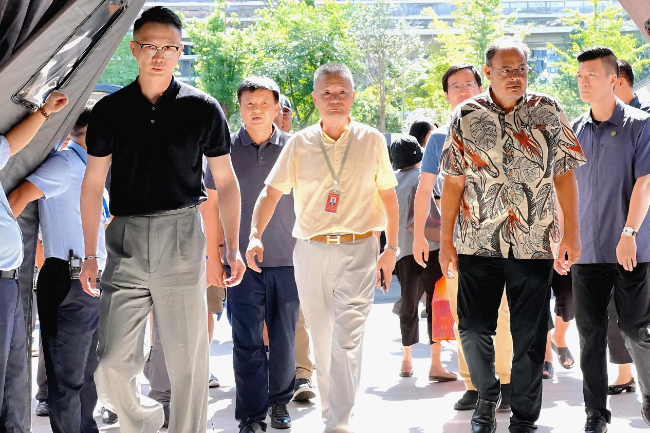 密克罗尼西亚联邦议员研讨班代表团 莅临钱江商城参访交流