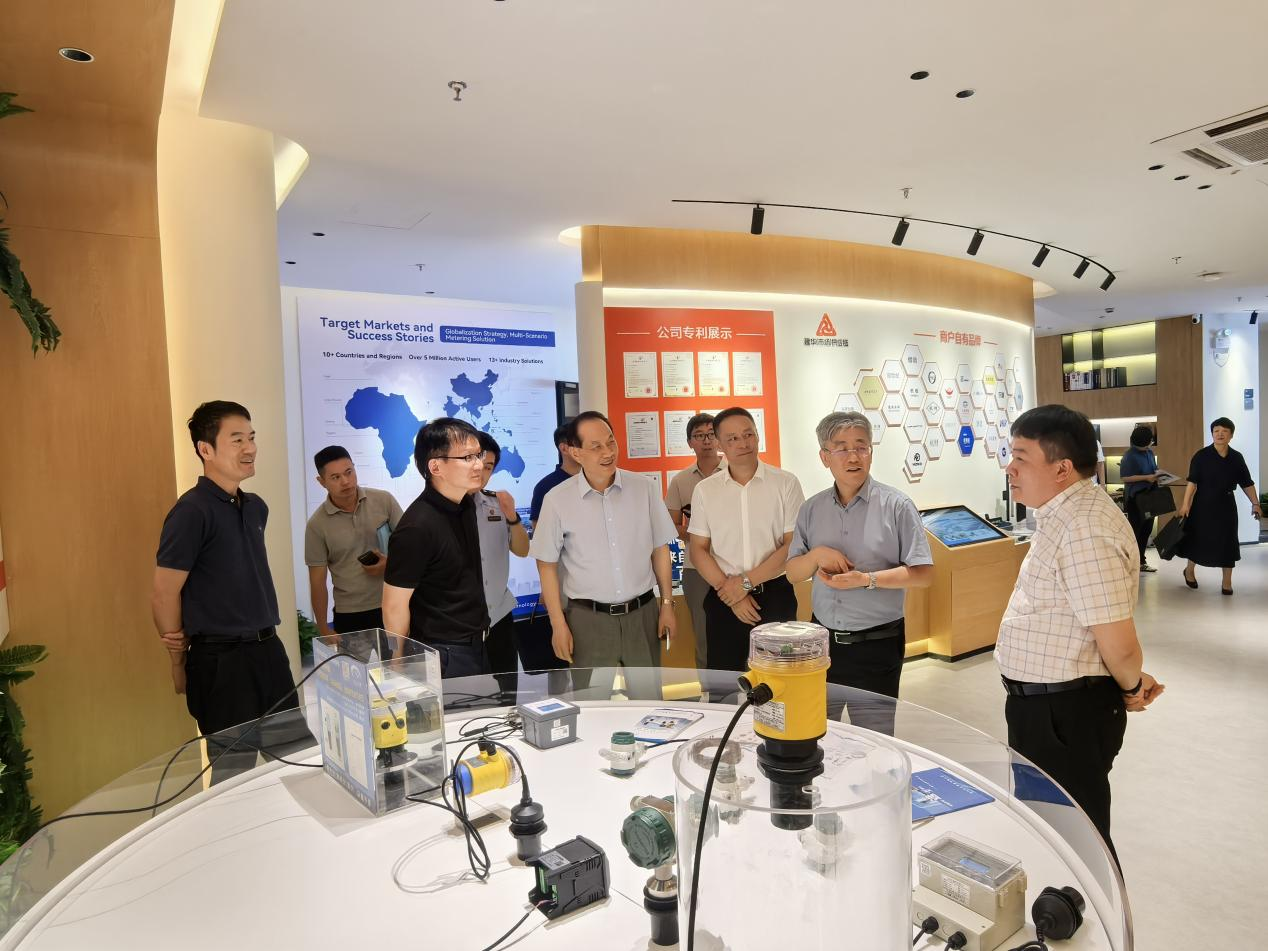 深耕市场转型路　赋能商贸高质量 ——省市场监管局赴建华集团调研专业市场 升级试点工作